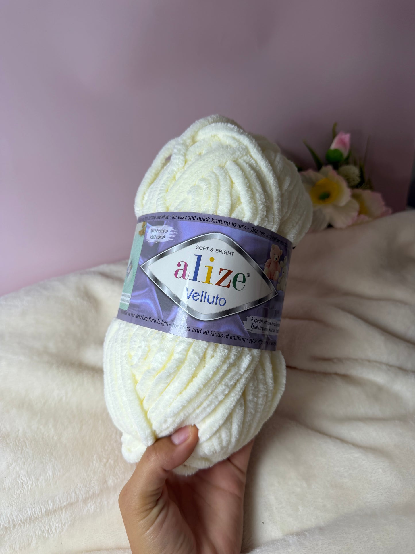 Laine Alize Velluto Crème (62)
